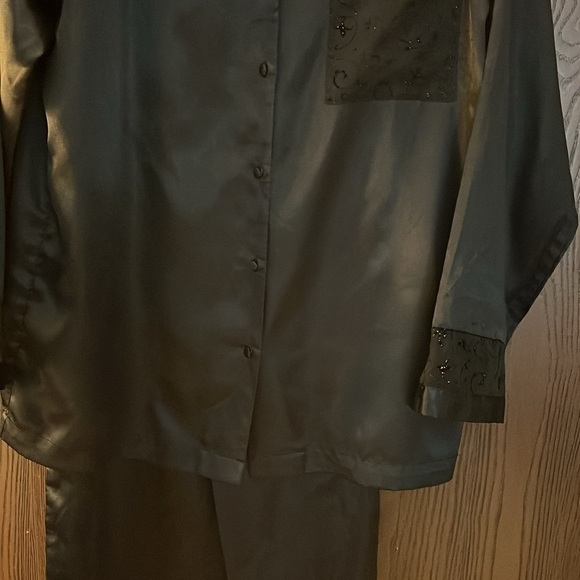 Secret Treasures black silky pajamas. 2pc. Decorative trim with gold sparkles. L - Picture 6 of 9